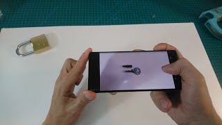 Come Duplicare Una Chiave Con Il Telefono E Un Pezzo Di Plastica