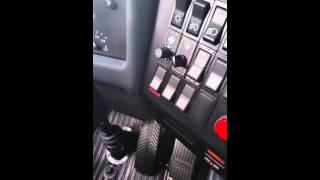 How to start a VanHool bus.