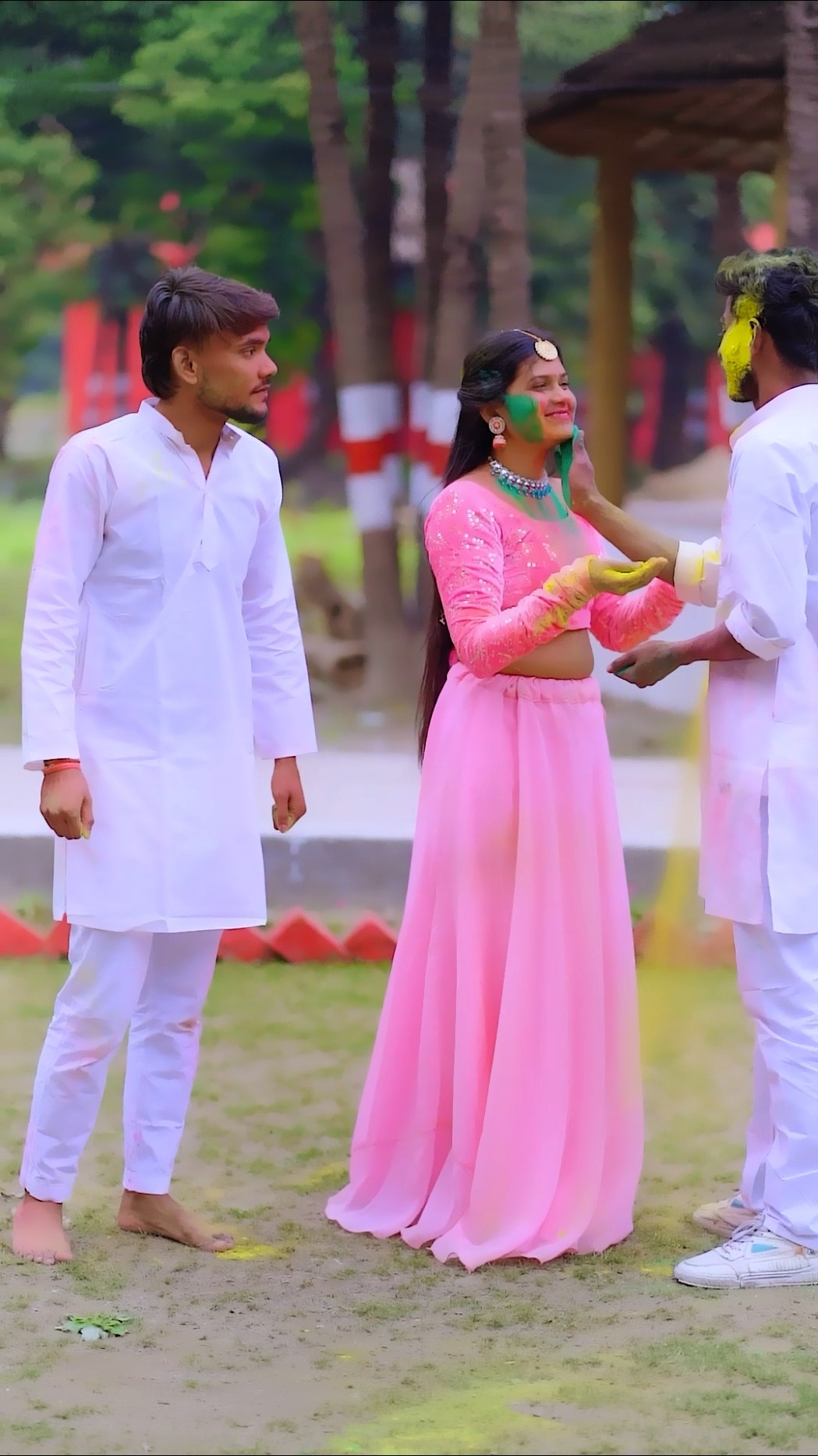 Kya holi manau jab Holi ke din kisi or ki holi