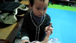 MV-20100124 吃葡萄乾1.avi