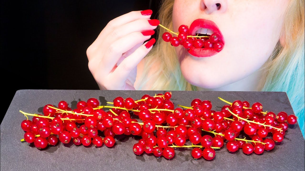 ASMR: Popping Red Currant Berries ~ Relaxing Eating Sounds [No Talking|V] 😻