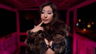 Aishe - İki Yüz (Official Music Video) - Aishe