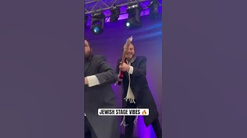 Thumbnail of JEWISH STAGE VIBES 🔥 #shabbat #shalom #rabbi