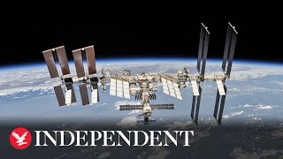 Live: Astronauts step out of ISS for spacewalk screenshot 5