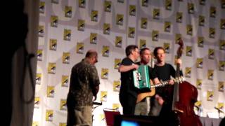 Comic Con 2010 Big Bang Theory Intro