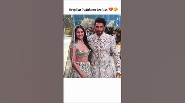Deepika is jealous of Alia ☹️💔 #deepikapadukone​#ranveersingh​ #aliabhatt​#viral#shorts#trending​