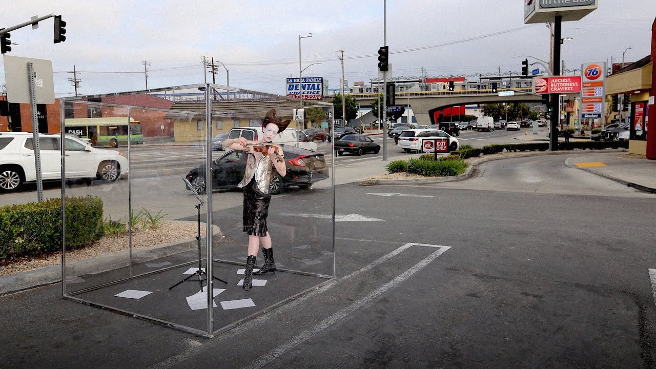 Allie X - Is Anybody Out There? (Official Lyric Video)