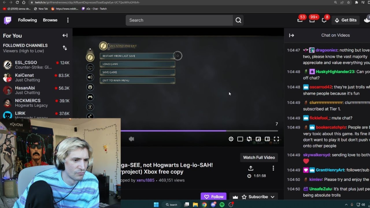 xQc reacts to streamer harassed for playing Hogwarts Legacy till his girlfriend starts crying