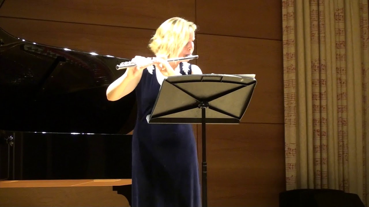 Lorna McGhee Flute plays Aaron Jay Kernis Air