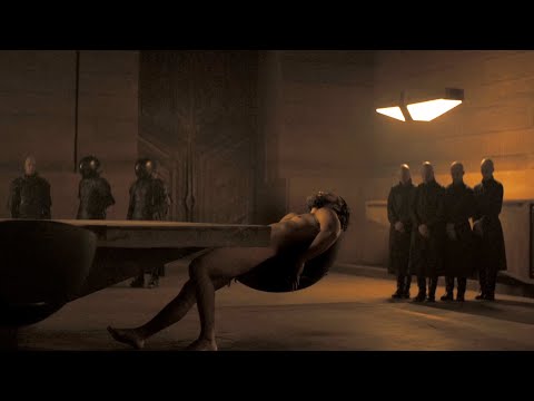 Кадр: Лето и зуб с ядом — «Дюна»