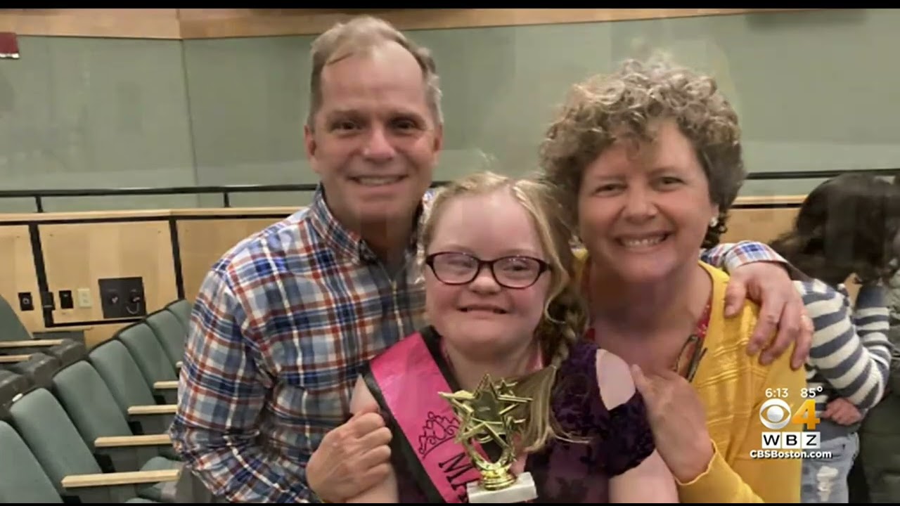 Chelmsford teen with Down syndrome wins Miss Amazing Massachusetts (CBS News Boston)