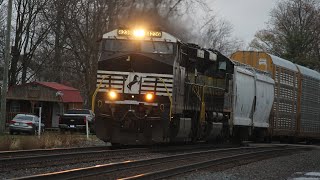NS 13Q with 1068 races NS 277 with very friendly crews at CP379 in Kendallville Indiana 