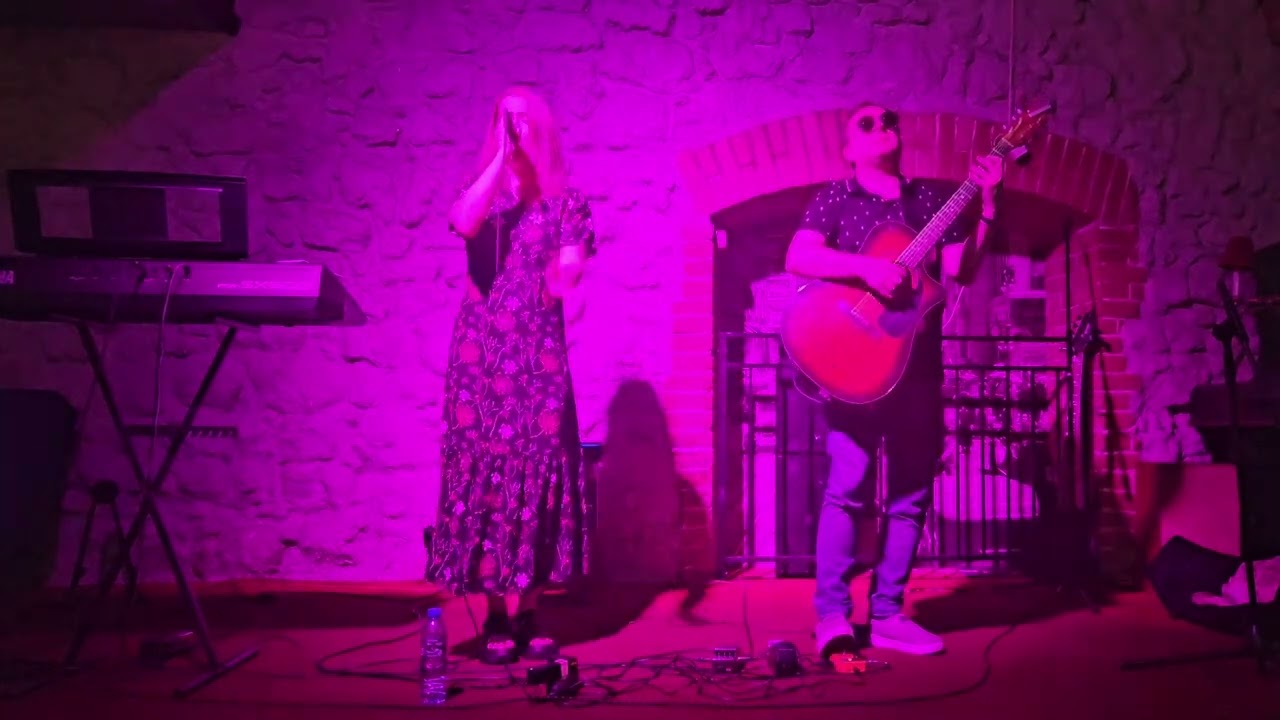 No Roots - Alice Merton cover (live)