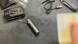 Dapper Designs Ion Flashlight Unboxing