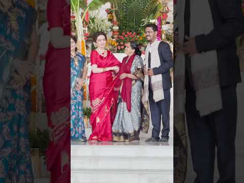 #NitaAmbani at the Samuhik Vivah organised by the Ambanis...