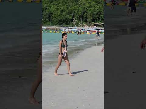 Thai beauty on the beach of Koh Koh Lan | 格兰岛沙滩上的泰国美女