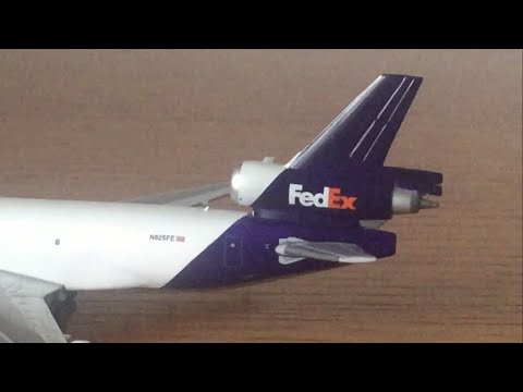 Gemini Jets 1:400 FedEx McDonnell Douglas MD-11F - YouTube