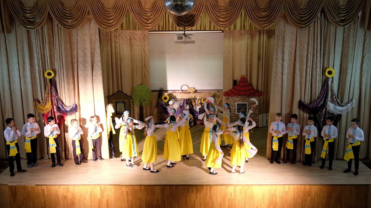 Я на печке молотила