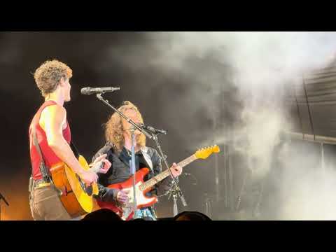 Shawn Mendes Eddie Benjamin Home Chicago 10 8 25