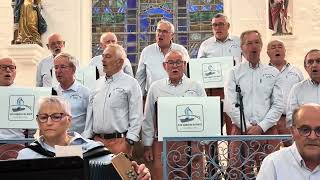 Les Copains du Bord de La Trinité sur Mer (56) interprètent 'La fille du marin pêcheur'.