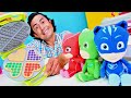 Pijamaskeliler için Play Doh sebzeli Waffle yapıyoruz! Oyun hamuru ile çocuk videosu