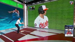 DeRo Goes Deep On the Blue Jays and Orioles