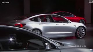 Travis County commissioners approve Tesla deal | KVUE