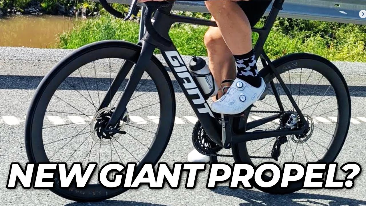 GIANT プロペル2019SHIMANO 105 2019 GIANT Bicycles | PROPEL ADVANCED SL 0 DISC