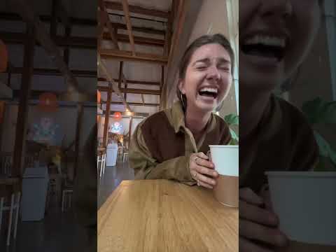 She Told Her Sister S Pregnant In An Awesome Way 
