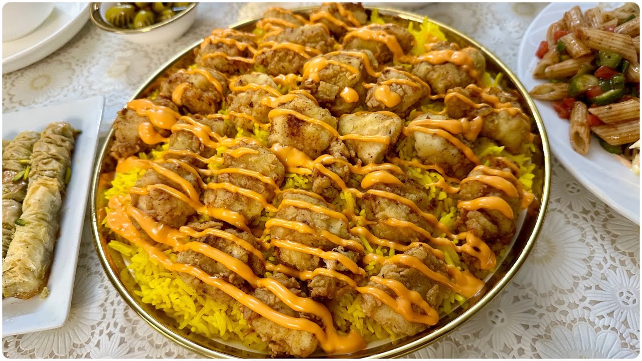 ريزو كنتاكي المطاعم مع تشكيلة مقبلات رهيبة سلطة روسية و كول سلو و مقبلات المعكرونة✨