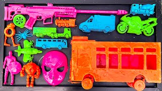 Membersihkan mobil mobilan, mobil truk, mobil balap, bus, ambulance, police car, bus tayo,topeng