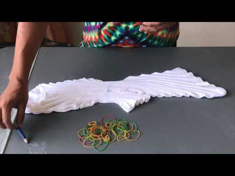 How to create a V Pattern Tie Dye (8 easy steps)