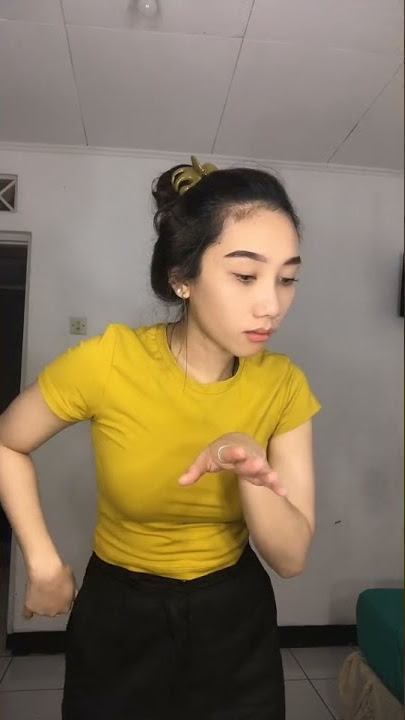 Baju kuning Bikin merinding🥰🥰