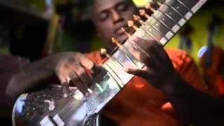 Feel the sounds of srilanka