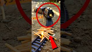 EXPERIMENT 😱 TRAIN VS BLOCKADE OF LARGE LONG LOGS...