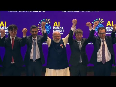 Rivals Altman and Amodei Refuse to Hold Hands at AI Summit