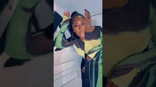 Stunning Mesh Dress, Green Black Must-Have