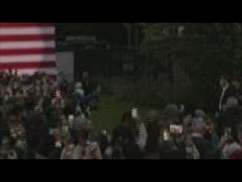 Obama speaks at rally for NJ governor