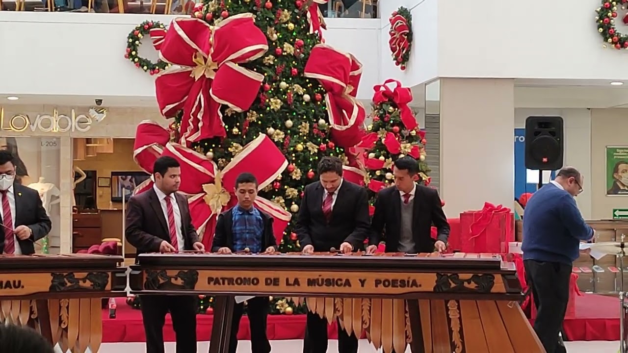 Concierto de Marimba Kinich Ahau en Unicentro Guatemala.(1)