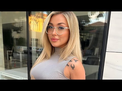 Inside the Life of Plus Size Fashionista Lizzie Grey | Plus Size Style