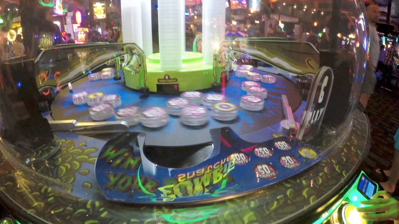 Zombie Snatcher game at Dave and Busters Hollywood, FL YouTube