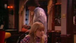 Family Ties - Mallory Doolittle