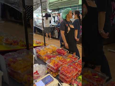 บรรยากาศตลาดนัด