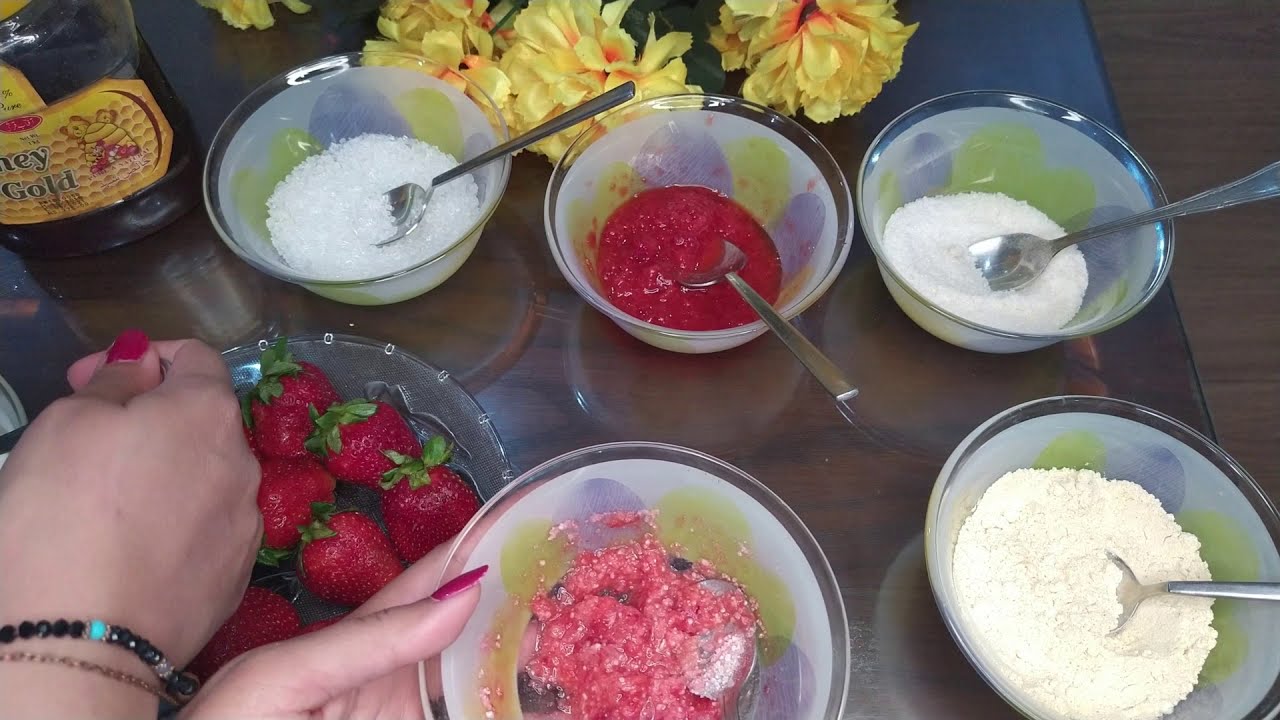 Strawberry Face Mask & Scrub For Acne Scars Repair Skin Cells Beauty