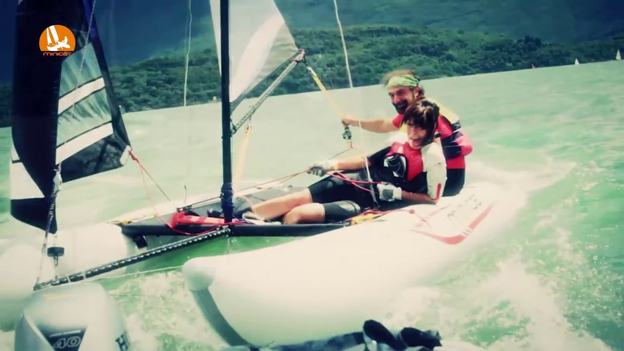 MiniCat - taking it easy on Lake Como 2017