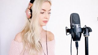 Ariana Grande Every time cover - Amy Lauren
Thumbs up if you enjoyed!!
MY SOCIALS
- Twitter: https://twitter.com/AmyLauren_xo_
- Instagram: https://www.instagram.com/itsamylauren/
- Snapchat: amyyb_xo
Ive started a new health journey - join me!! DM me on Instagram or Twitter for more info 👇🏻
http://ab32888.juiceplus.com.au/
PLAYLISTS
DIY: https://www.youtube.com/playlist?list=PLJSr-ujMIgrLFoXPLu8PkpETXHK4GJxdz
B E A U T Y: https://www.youtube.com/playlist?list=PLJSr-ujMIgrK_mEj-E2Q9VC6I-C3keMek
V L O G S: https://www.youtube.com/playlist?list=PLJSr-ujMIgrKVrblE1oEpf8zR1LhQI0ho
S T O R Y T I M E: https://www.youtube.com/playlist?list=PLJSr-ujMIgrIXDSjqwageF3LvR5_iTlXc
H A U L S: https://www.youtube.com/playlist?list=PLJSr-ujMIgrLVGG2zpiOJO3m3iBZjLXbF
F A S H I O N: https://www.youtube.com/playlist?list=PLJSr-ujMIgrIguwkqxBInVd7CiAB6zTnv
S I N G I N G: https://www.youtube.com/playlist?list=PLJSr-ujMIgrLGqEY3Rlp8LTKKAlCfT9Oz
G R W M: https://www.youtube.com/playlist?list=PLJSr-ujMIgrKE2JqBZo7BPKvG9T58qcg0
L I F E S T Y L E: https://www.youtube.com/playlist?list=PLJSr-ujMIgrJmzVYjmNpmJX3XEfiPPhco
Amy xo
Email me at Amyylauren@hotmail.com Ariana Grande Every time cover - Amy Lauren