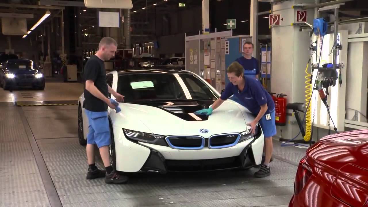 Электромобиль BMW i8 ПРОИЗВОДСТВО Электромобиль BMW i8 - YouTube