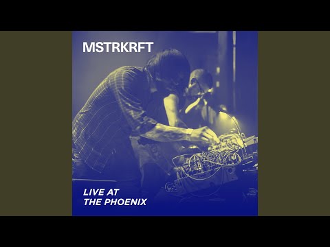 Putar Go On Without Me - Live At The Phoenix - MSTRKRFT