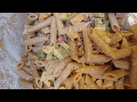 CARBONARA PASTA(MACARONI)WITH PANCETTA(ONE OF THE CLASSIC ITALIAN DISHES)