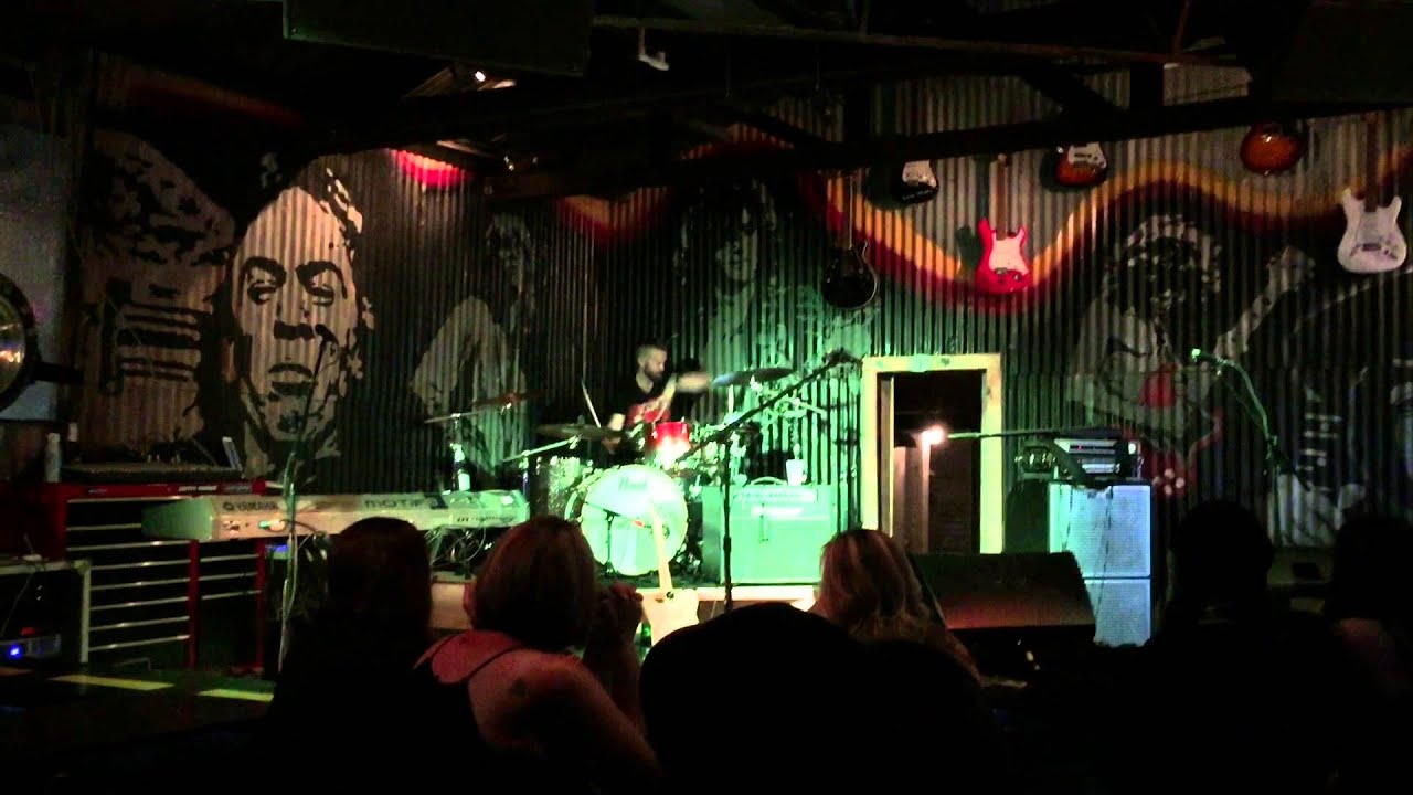 Dale Peters with 40 Oz To Freedom at Hot Rods and Beer - May 2015